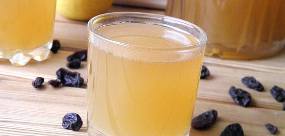 Домашний квас из черного хлеба без дрожжей
