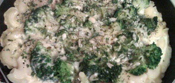 Запеканка из макарон и брокколи
