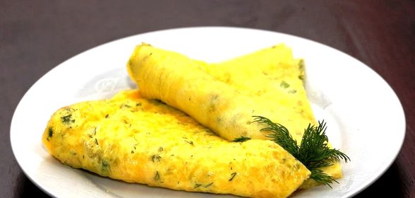 Омлет со сметаной и сыром