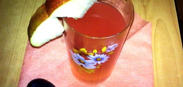 Грушево-сливовый компот