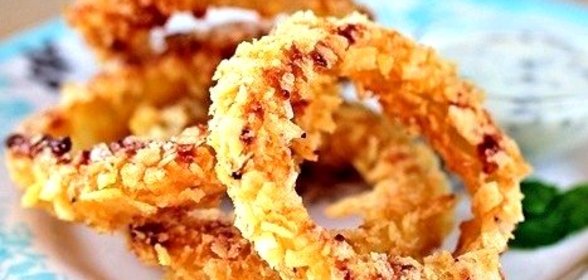 Запеченные в духовке луковые кольца