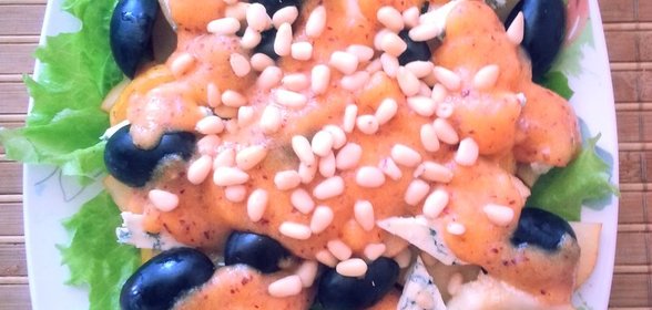 Салат «Груши в сыре»