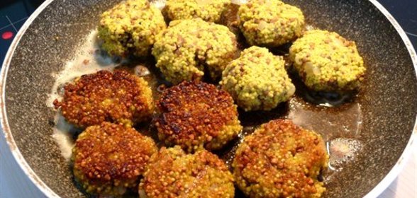 Котлеты пшенные с морковью