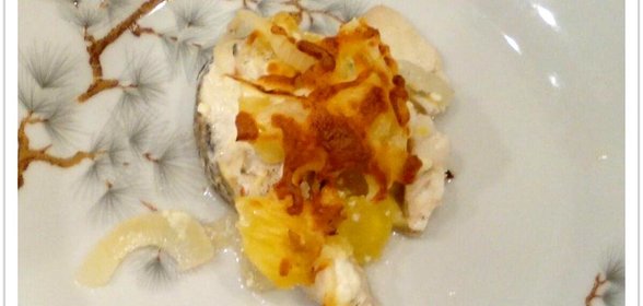 Рыба в ананасах