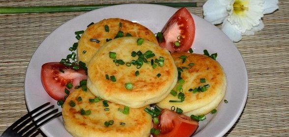 Сырные биточки с картофелем