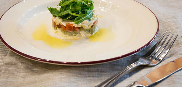 Салат с крабом и дайконом: пошаговый рецепт