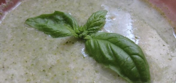 Суп-крем из брокколи со сливками