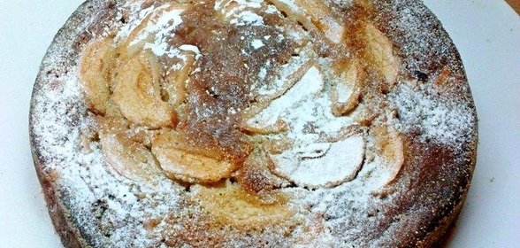 Воздушный пирог с яблоками