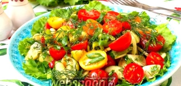 Летний овощной салат с физалисом