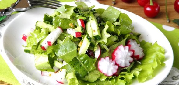 Салат из одуванчиков