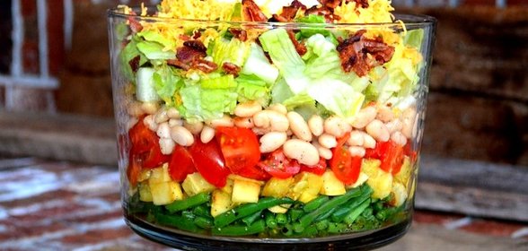 Слоеный салат Праздничный