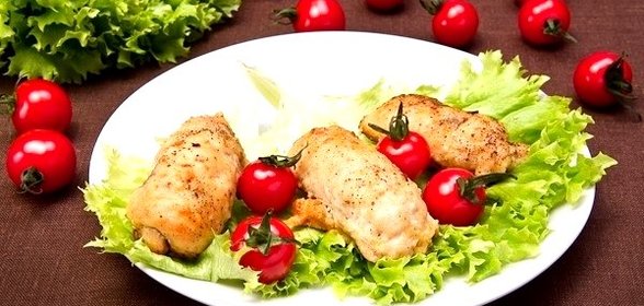 Рулетики из куриного филе с ветчиной
