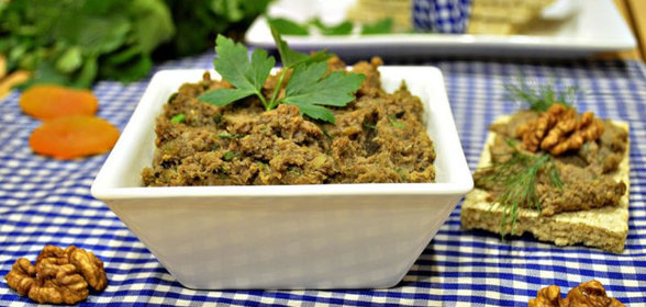 Паштет из чечевицы с курагой