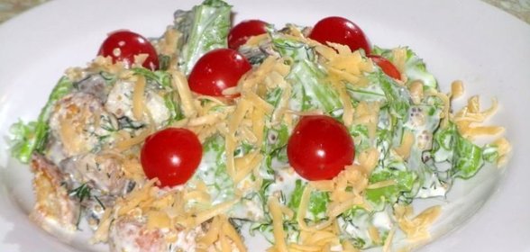 Салат цезарь с грибами