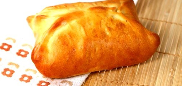 Хлеб с сырно-мясной начинкой