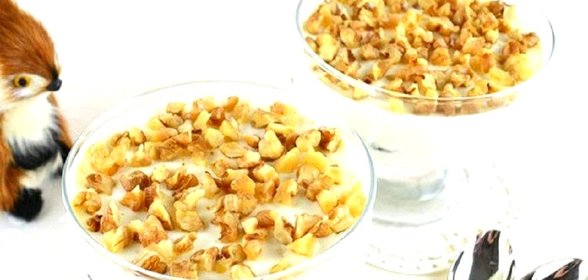 Чернослив в сметане с грецким орехом