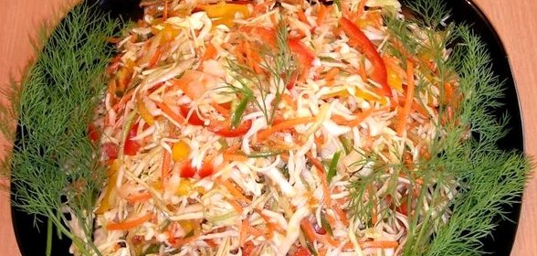 Салат из капусты и сладкого перца