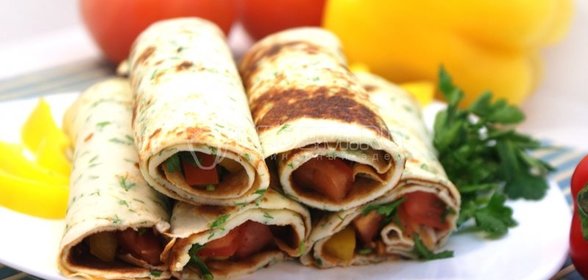 Блины с овощной начинкой