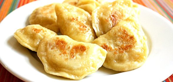 Вареники с помидорами