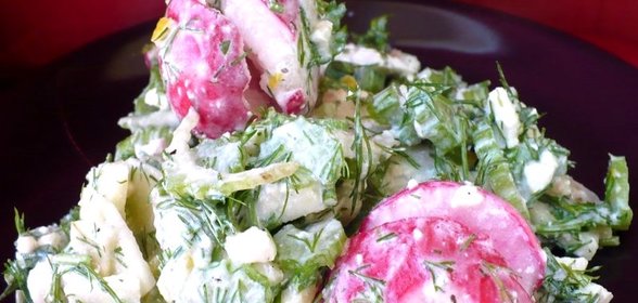 Легкий салат с зеленью