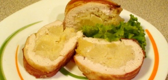 Мясной рулет с грушей