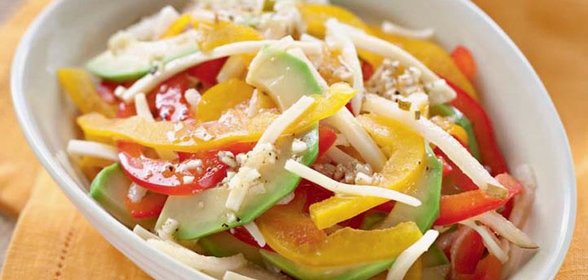 Салат из авокадо с сыром