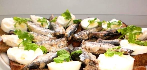 Гренки со шпротами