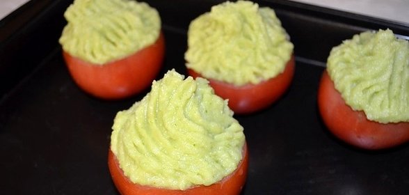 Помидоры с грибами запеченные