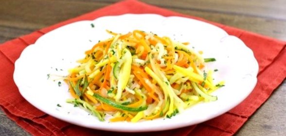 Салат из кабачков и моркови