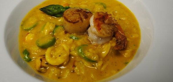 Ризотто с морепродуктами и спаржей