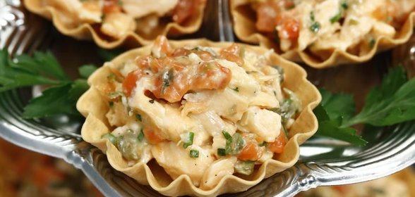 Тарталетки с рийетом из лосося