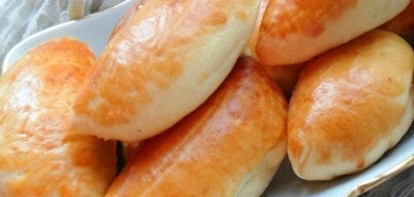Салат с курицей и маслинами
