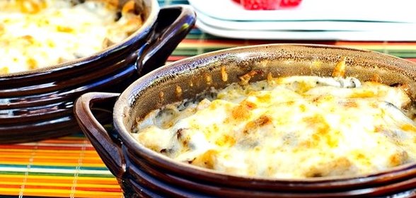 Жюльен с курицей и грибами