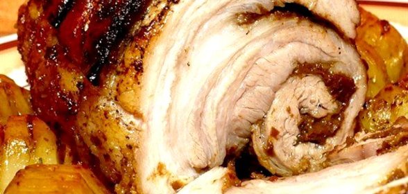 Тушеная баранина с грибами и розмарином