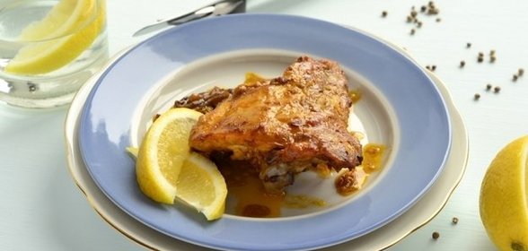 Курица с йогуртом и лимоном