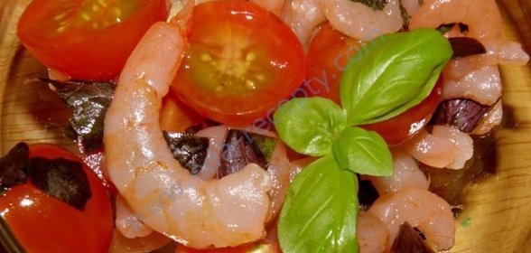 Салат из помидор черри с креветками