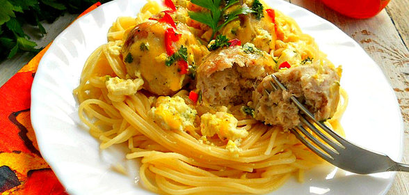 Тефтели под сливочным соусом