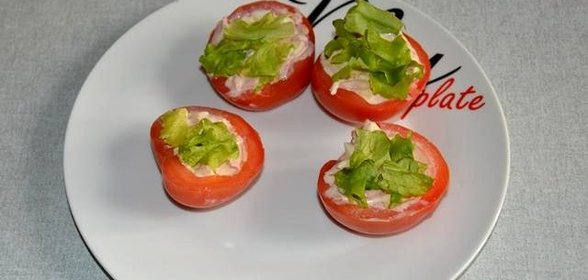 Салат в помидорах