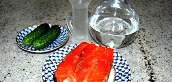 Соленая красная рыба