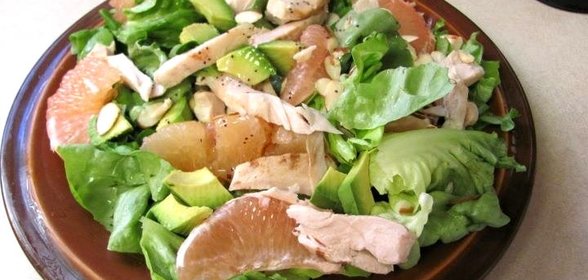 Куриный салат с грейпфрутом