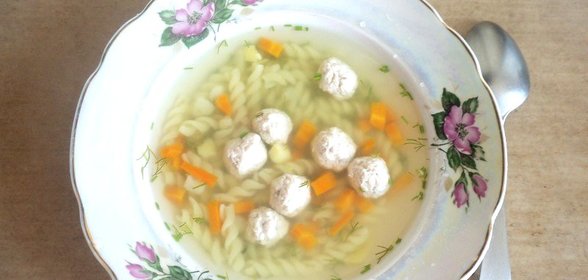 Диетический суп с фрикадельками