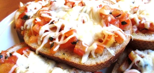 Бутерброды с помидорами в духовке