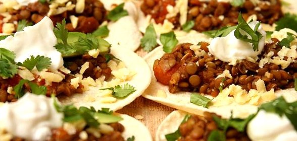 Такос с чечевицей