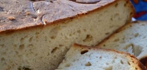 Хлеб с чесноком и зеленью