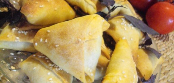 Крэатопитакья - греческие пирожки с мясом