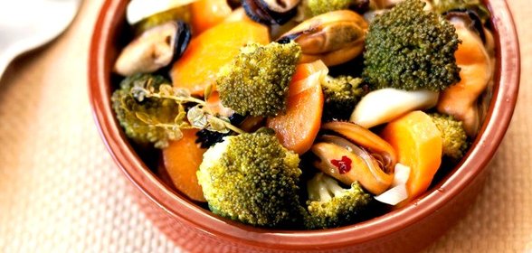 Мидии с овощами в эскабече