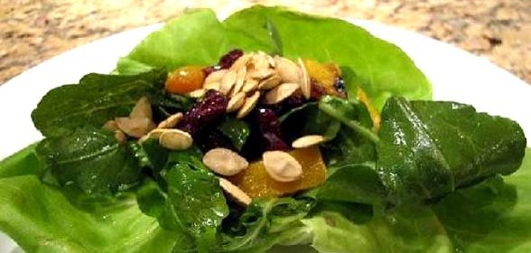 Салат из тыквы и клюквы