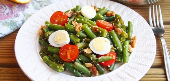 Теплый салат со стручковой фасолью
