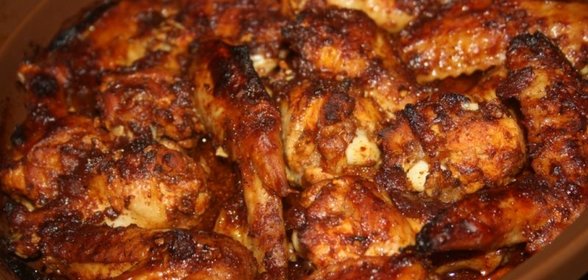 Острые куриные крылышки в тажине