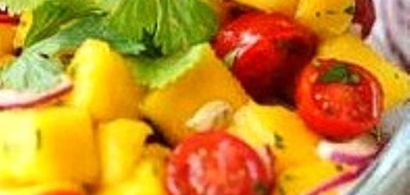 Салат с манго